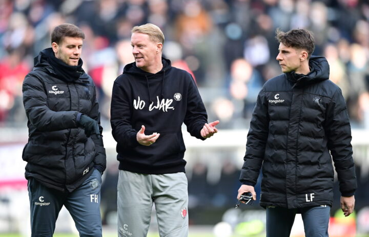 Warum hat St. Pauli noch nicht mit seinen Co-Trainern verlängert?