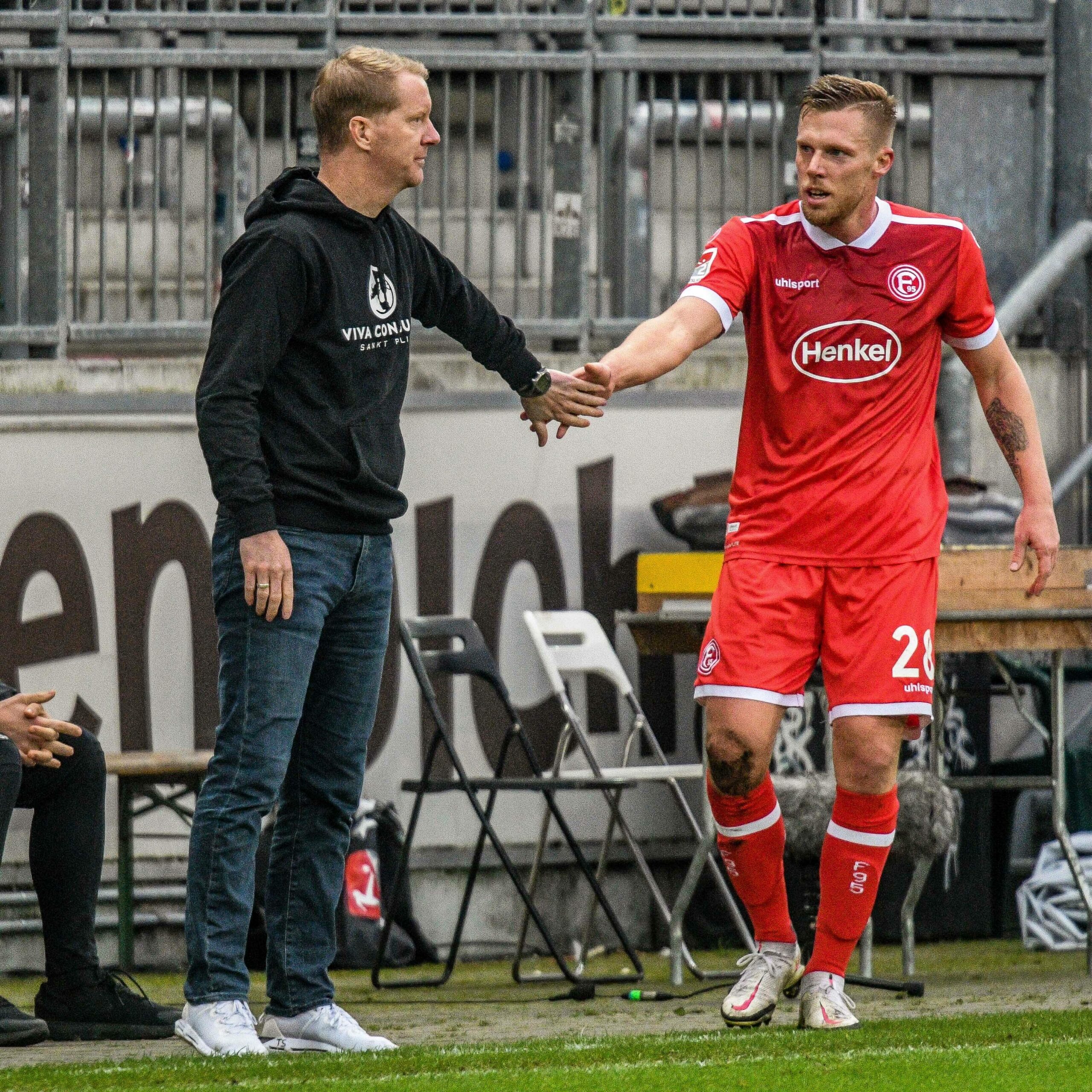 St Pauli Coach Schultz Wünscht Ex Kiezkicker Einen Bank Platz