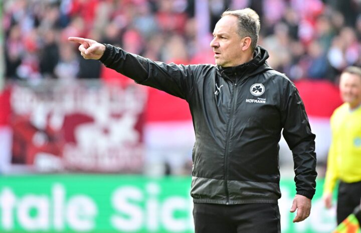 Alexander Zorniger als Trainer der SpVgg Greuther Fürth