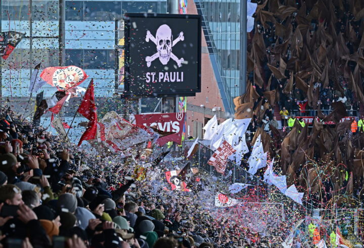 Weitere Blöcke geöffnet: St. Pauli-Fans dürfen sich auf Heimspiel freuen