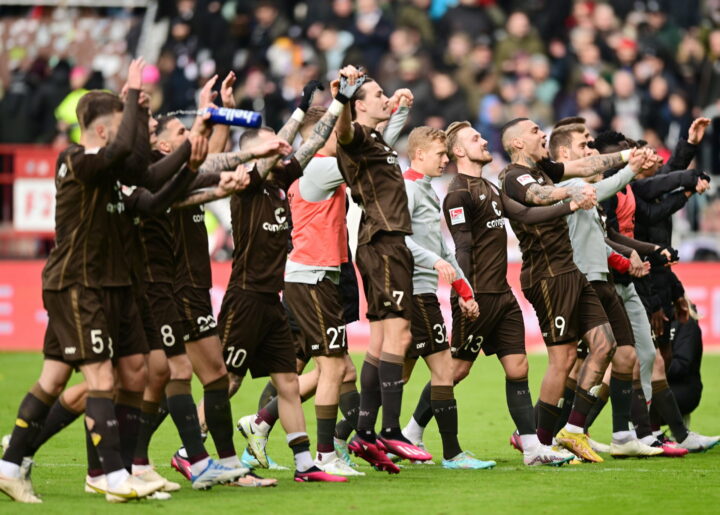 Machtwort von Irvine: So kam St. Pauli zum siebten Sieg in Serie