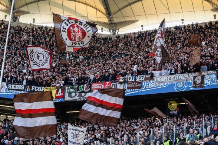 Wahnsinn! St. Pauli-Fans vor Auswärtsrekord in Berlin – doch es gibt ein Problem