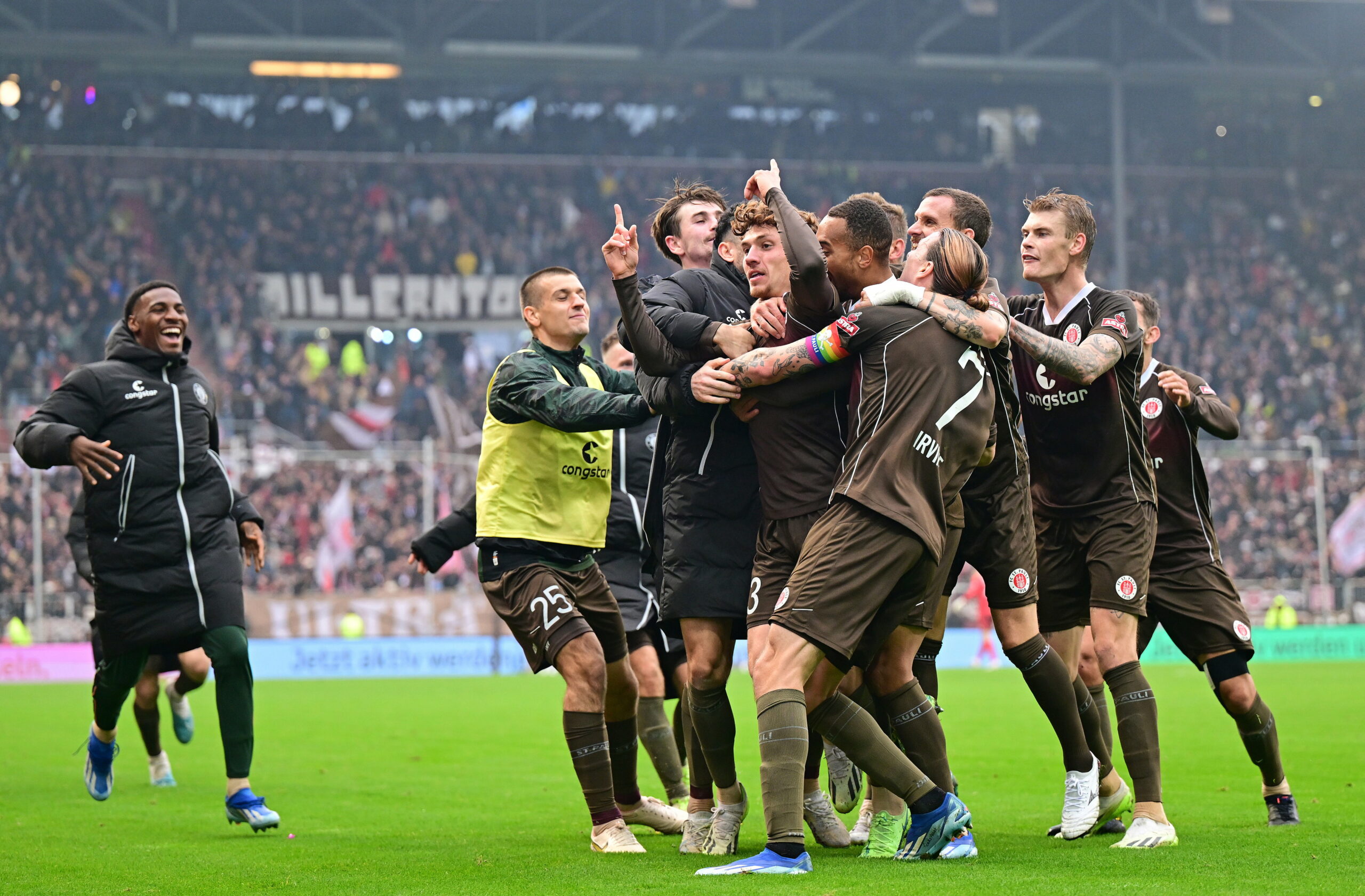 Jetzt Im Liveticker: So Läuft Es Für St. Pauli In Elversberg