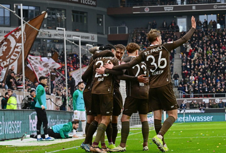 St. Pauli-Noten: Zwei Kiezkicker überragen beim Sieg im Top-Spiel gegen Fürth