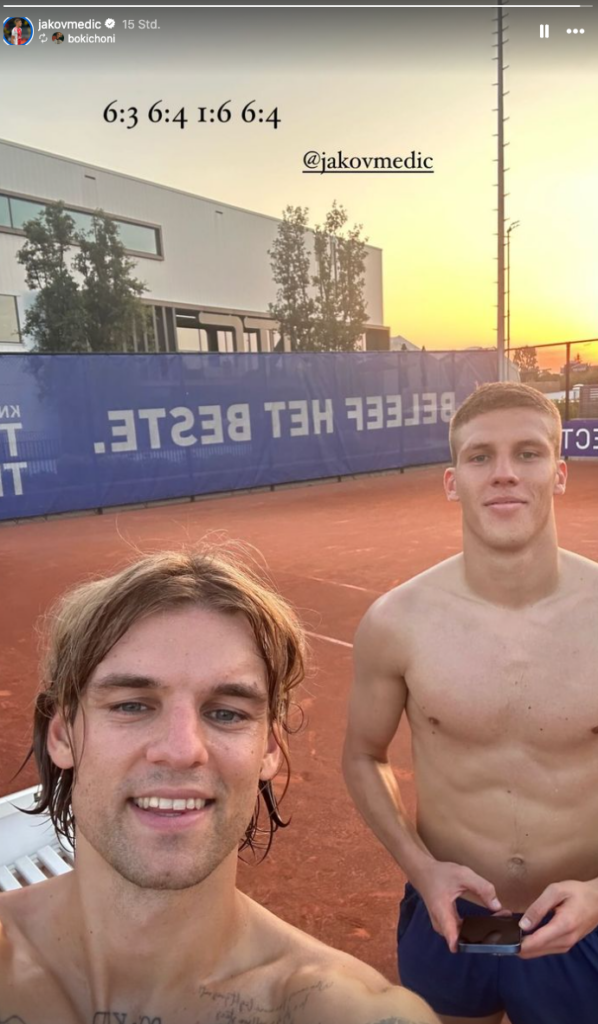 Borna Sosa und Jakov Medic machten nach ihrem Tennis-Match ein Selfie