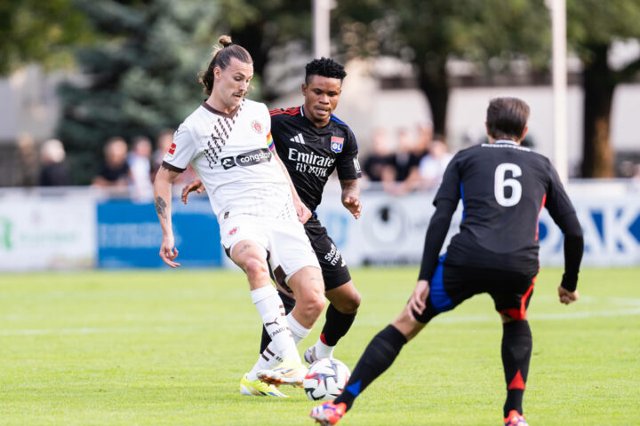 Jetzt im Liveticker: So läuft es für St. Pauli im Test gegen Bergamo