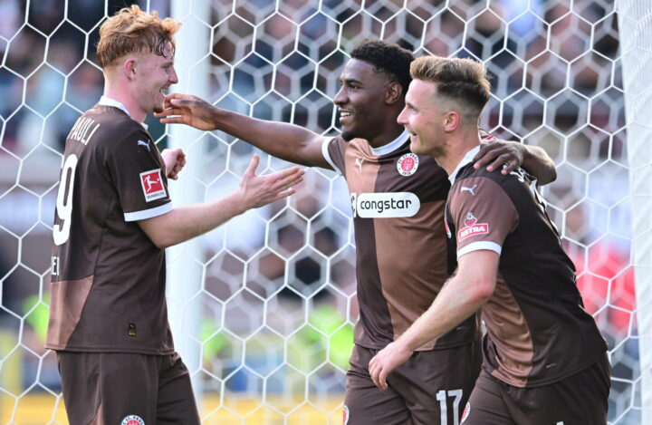 Halle – St. Pauli im Liveticker: Stolpert der Kiezklub beim Regionalligisten?