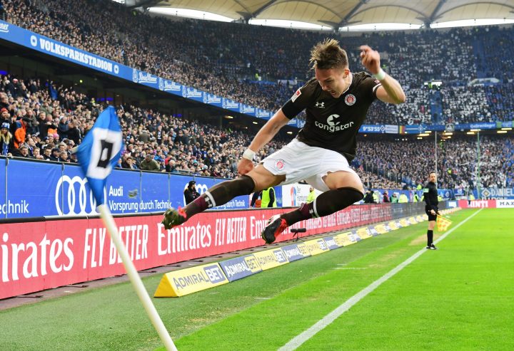 So denkt St. Pauli-Liebling Østigard heute über den Tritt gegen die HSV-Eckfahne