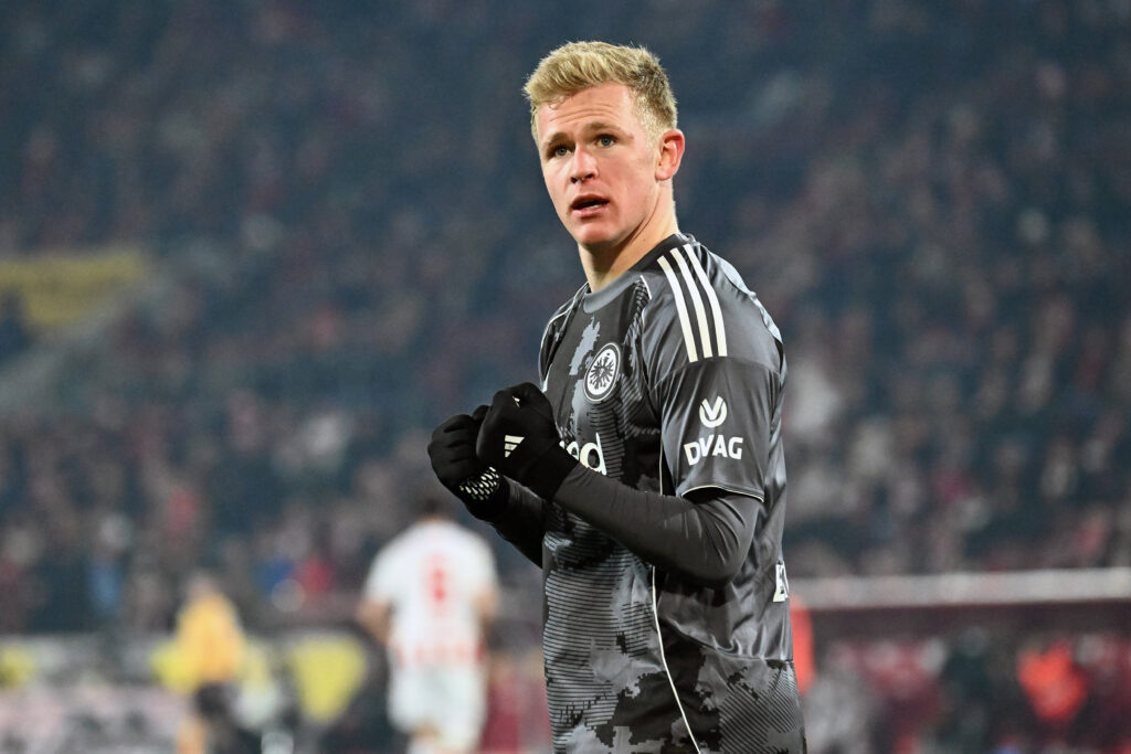 Jonathan Burkardt jubelt